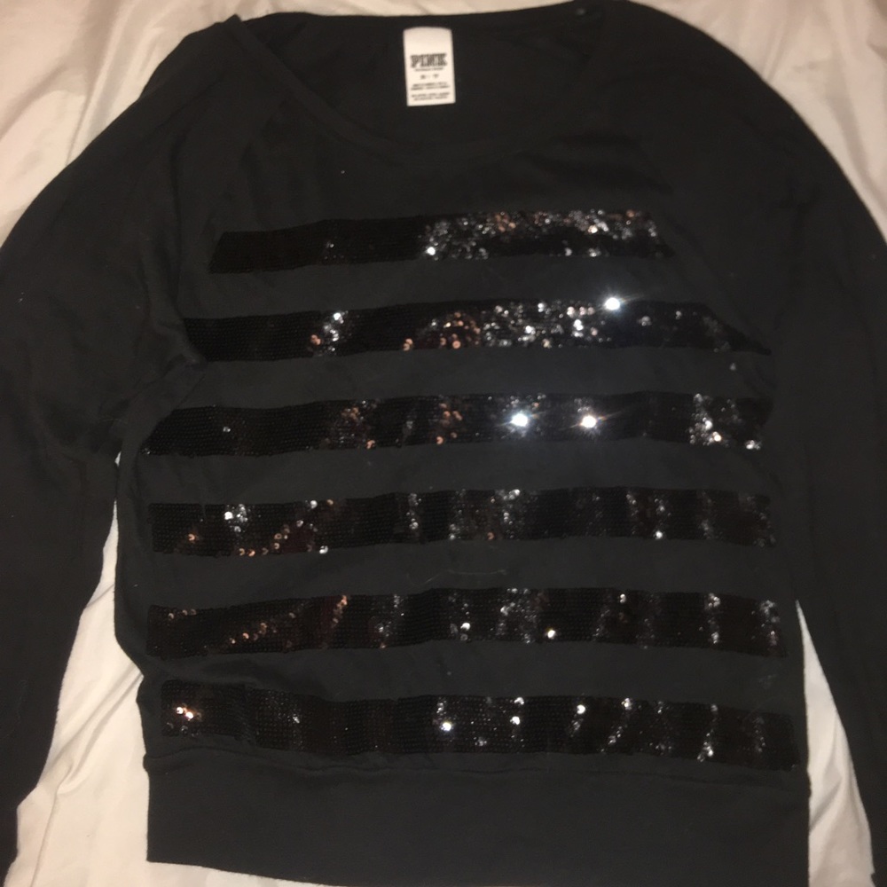 vs pink long sleeve shirt